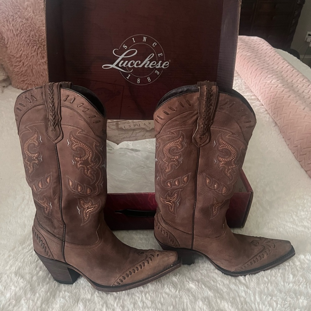 Lucchese Ft Worth Cafe Brown Calf Boots with Intricate Stitching